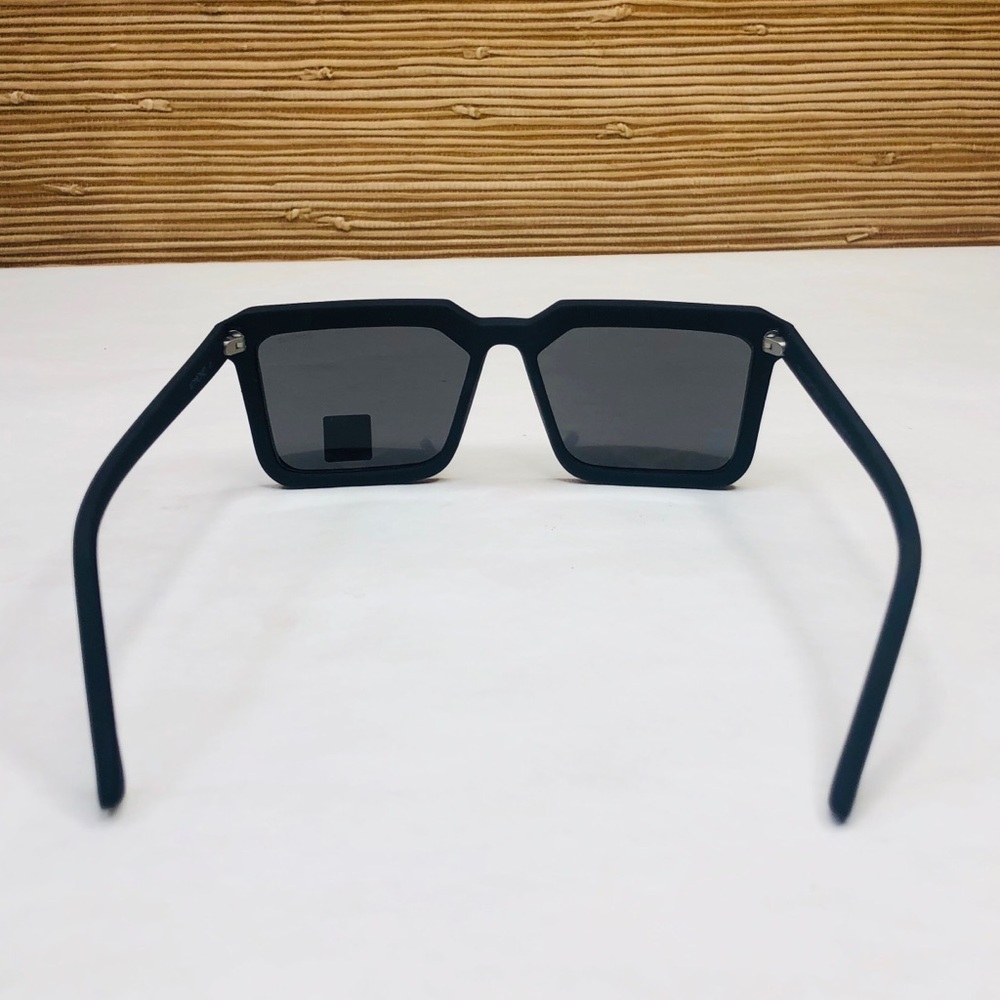 Benicio Black Rubber KOMONO Sunglasses NEW UV400 - Picture 8 of 10
